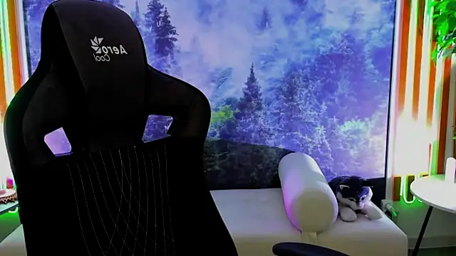 AriaGracen online show from April 1, 2026, 1:41 pm