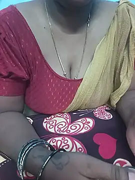 Snapshot of jothika45 chatting on August 9, 2026, 4:24 pm jothika45 online show from August 9, 2026, 4:24 pm