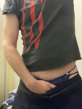 ParisSlut online show from May 8, 2026, 10:02 pm
