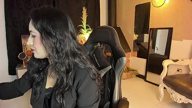 Snapshot of Vicky_Angeel chatting on June 6, 2026, 12:27 am Vicky Angeel online show from June 6, 2026, 12:27 am