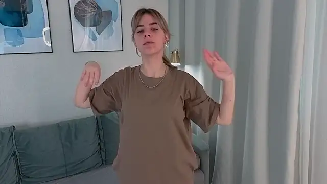 RebeccaaNelson online show from March 26, 2026, 7:06 am