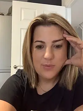 Snapshot of annabellewarick chatting on July 26, 2026, 6:48 pm annabellewarick online show from July 26, 2026, 6:48 pm