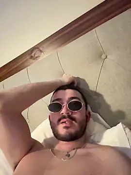 Snapshot of s_eren chatting on March 23, 2026, 7:03 pm s eren online show from March 23, 2026, 7:03 pm