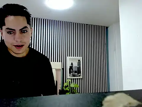 Snapshot of Alex_Wolft chatting on May 6, 2026, 11:36 am Alex Wolft online show from May 6, 2026, 11:36 am