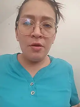 Snapshot of Dr_Edna_naughty chatting on June 18, 2026, 3:17 pm Dr Edna naughty online show from June 18, 2026, 3:17 pm