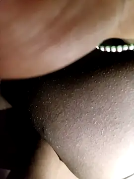 tashacrisppy online show from April 16, 2026, 9:39 pm