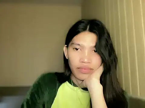 Yourgoddess jayve online show from May 15, 2026, 2:31 am