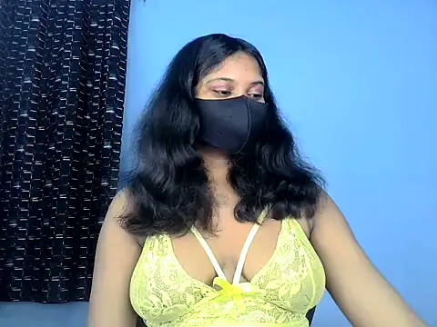 KASHISH SINGH  online show from June 15, 2026, 2:06 pm