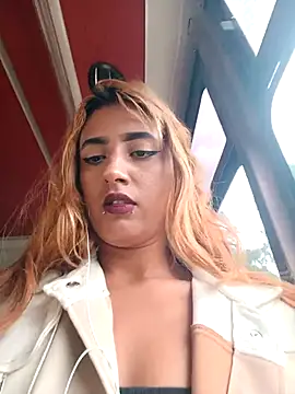 Mayaforest  online show from March 12, 2026, 4:33 pm