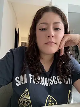 Lizzy hott online show from March 10, 2026, 1:37 pm