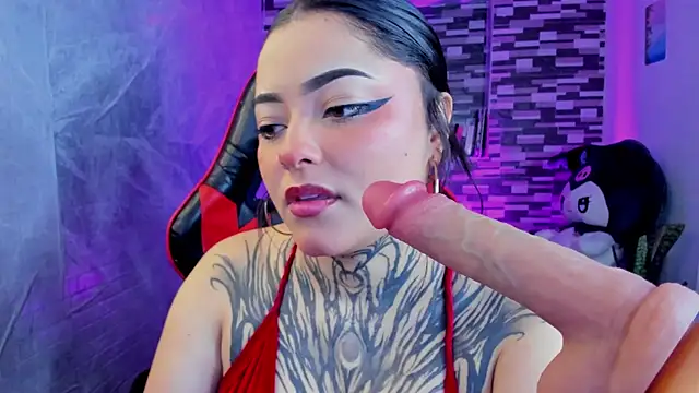 Snapshot of Sophiia_cherry chatting on June 30, 2026, 7:58 pm Sophiia cherry online show from June 30, 2026, 7:58 pm