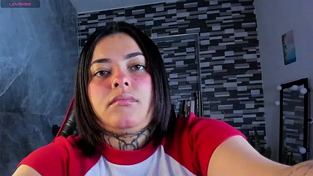 Snapshot of Sophiia_cherry chatting on April 14, 2026, 5:51 pm Sophiia cherry online show from April 14, 2026, 5:51 pm
