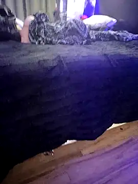 SiXNiNeRicK online show from March 9, 2026, 12:41 pm