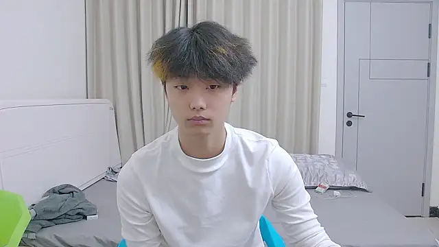 icecream-002 online show from April 5, 2026, 10:44 am