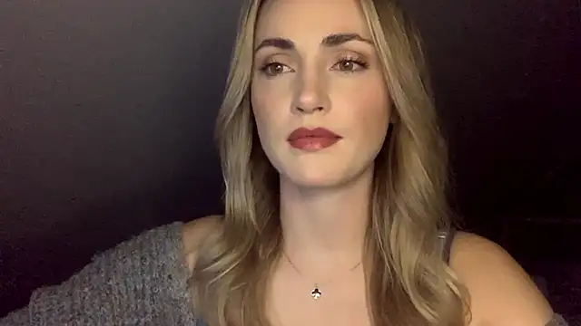 ScarlettSensitive online show from April 17, 2026, 8:22 pm