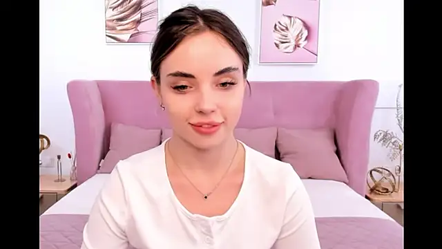 MyEvelin online show from May 30, 2026, 5:36 am