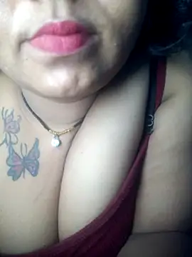 Snapshot of Delhi_Patola chatting on August 6, 2026, 12:49 am Delhi Patola online show from August 6, 2026, 12:49 am