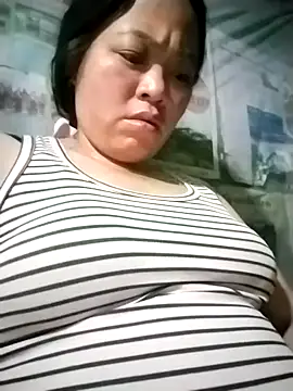 Snapshot of Min-in chatting on April 29, 2026, 9:43 pm Min-in online show from April 29, 2026, 9:43 pm