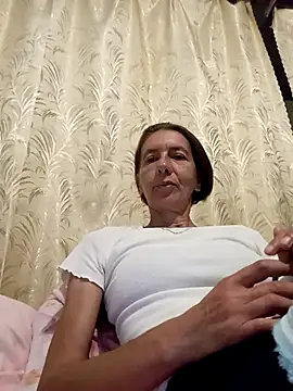 Snapshot of Tania9876 chatting on July 28, 2026, 7:39 pm Tania9876 online show from July 28, 2026, 7:39 pm