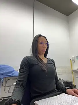 mina harker online show from April 23, 2026, 1:24 pm