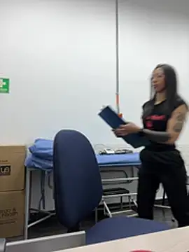 mina harker online show from April 10, 2026, 1:18 pm