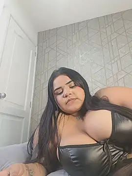 Snapshot of MiiaaVelvet chatting on July 31, 2026, 8:39 pm MiiaaVelvet online show from July 31, 2026, 8:39 pm
