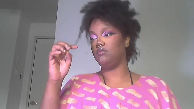 juicy janet online show from March 10, 2026, 6:23 pm