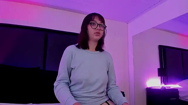 LilithBluum online show from April 24, 2026, 11:56 am