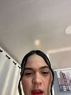 Bella-Ferrer online show from March 24, 2026, 6:52 pm