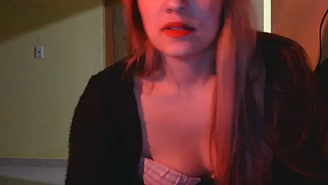 Snapshot of candydesiree chatting on May 27, 2026, 1:57 am candydesiree online show from May 27, 2026, 1:57 am