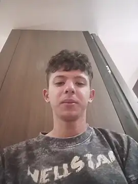 Daniel Roy online show from March 24, 2026, 6:41 pm