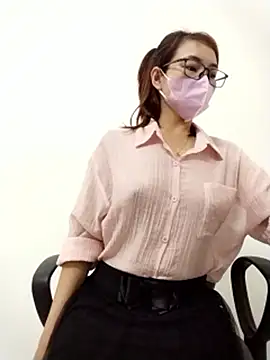 Mai phuong online show from April 7, 2026, 3:52 am