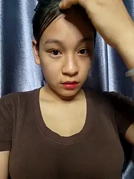 Snapshot of -Hicici- chatting on June 10, 2026, 9:32 am -Hicici- online show from June 10, 2026, 9:32 am