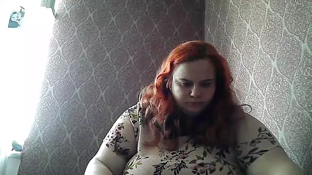 DollyGersonn online show from May 5, 2026, 6:05 am