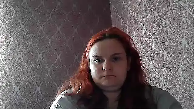 DollyGersonn online show from May 7, 2026, 5:33 am