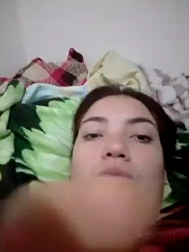Snapshot of rose_0480 chatting on March 16, 2026, 6:43 pm rose 0480 online show from March 16, 2026, 6:43 pm