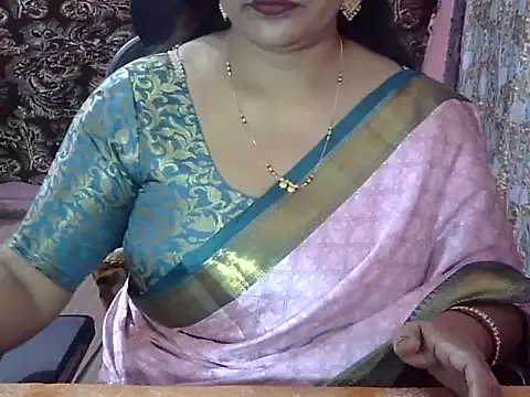 Snapshot of PINKI_012 chatting on March 21, 2026, 8:19 am PINKI 012 online show from March 21, 2026, 8:19 am
