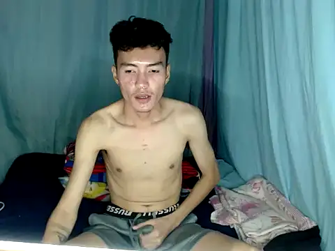 Snapshot of zailouie chatting on March 15, 2026, 2:24 pm zailouie online show from March 15, 2026, 2:24 pm