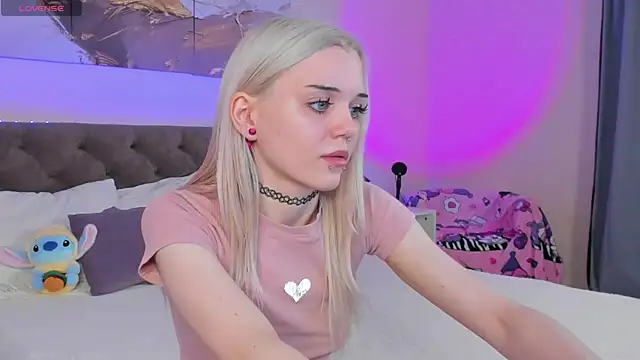 Mimi angels online show from April 21, 2026, 1:07 am