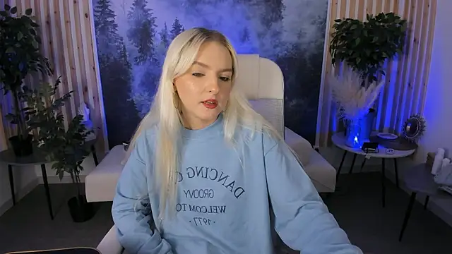 ViolaMore online show from March 19, 2026, 5:40 am