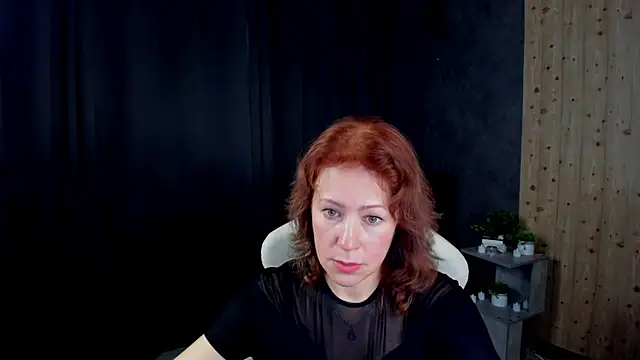 LeticiaRomano online show from March 13, 2026, 2:00 pm