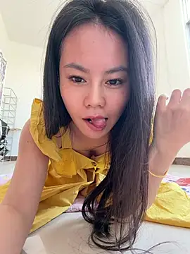 Snapshot of luoli-b chatting on March 12, 2026, 7:23 am luoli-b online show from March 12, 2026, 7:23 am