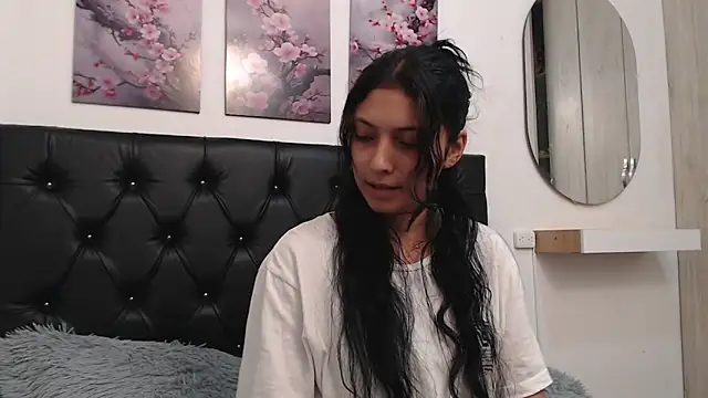 Snapshot of Tamar4_f00x chatting on May 24, 2026, 7:47 pm Tamar4 f00x online show from May 24, 2026, 7:47 pm
