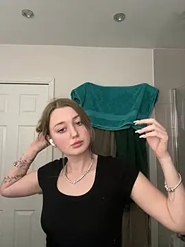 Ameliaxoxoo online show from April 26, 2026, 12:08 am