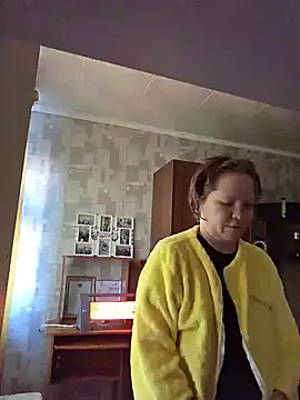  LOLA-LOLA  online show from June 5, 2026, 2:56 pm