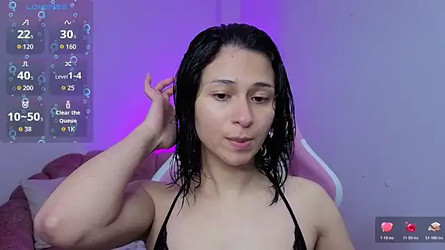 Snapshot of miss__madison chatting on April 7, 2026, 9:27 pm miss madison online show from April 7, 2026, 9:27 pm