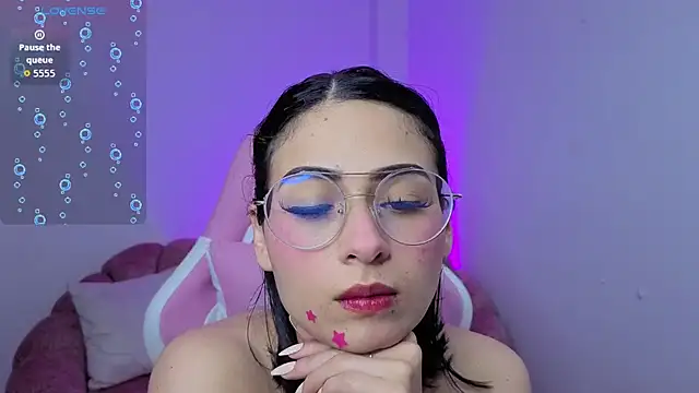 Snapshot of miss__madison chatting on April 6, 2026, 9:49 pm miss madison online show from April 6, 2026, 9:49 pm