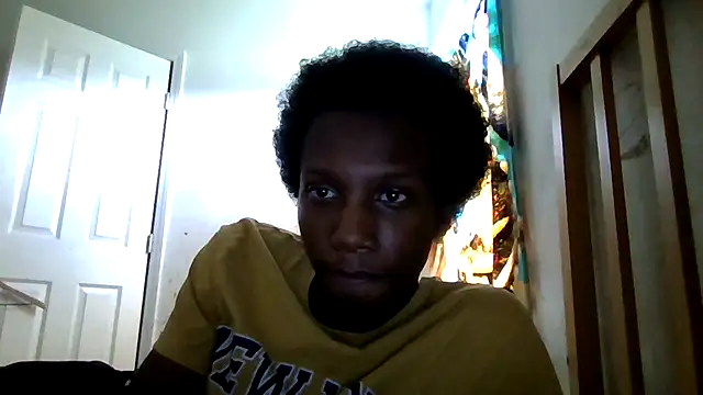 zacharyandrews778 online show from May 26, 2026, 9:46 pm