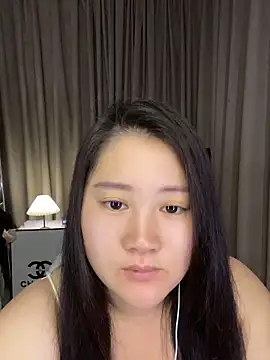 Snapshot of sisibaby20266 chatting on May 17, 2026, 1:44 pm sisibaby20266 online show from May 17, 2026, 1:44 pm