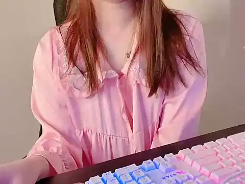 Snapshot of hunhun122 chatting on July 24, 2026, 5:42 pm hunhun122 online show from July 24, 2026, 5:42 pm